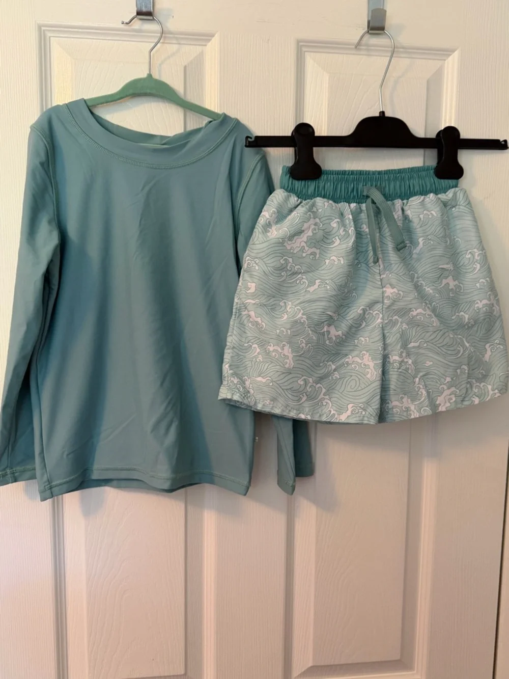 Caden Lane Seafoam Green Long-Sleeve Top & Wave-Print Shorts Pajama Set